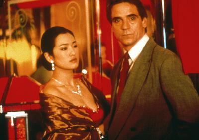 Actors Gong Li and Jeremy Irons